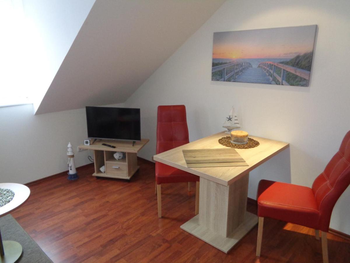 Hafenresidenz - Ferienwohnung 37 Wiek auf Rügen المظهر الخارجي الصورة