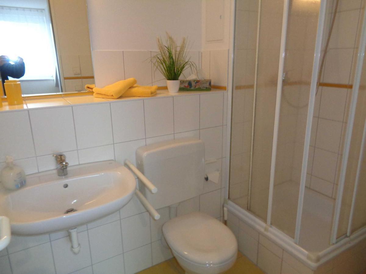 Hafenresidenz - Ferienwohnung 37 Wiek auf Rügen المظهر الخارجي الصورة
